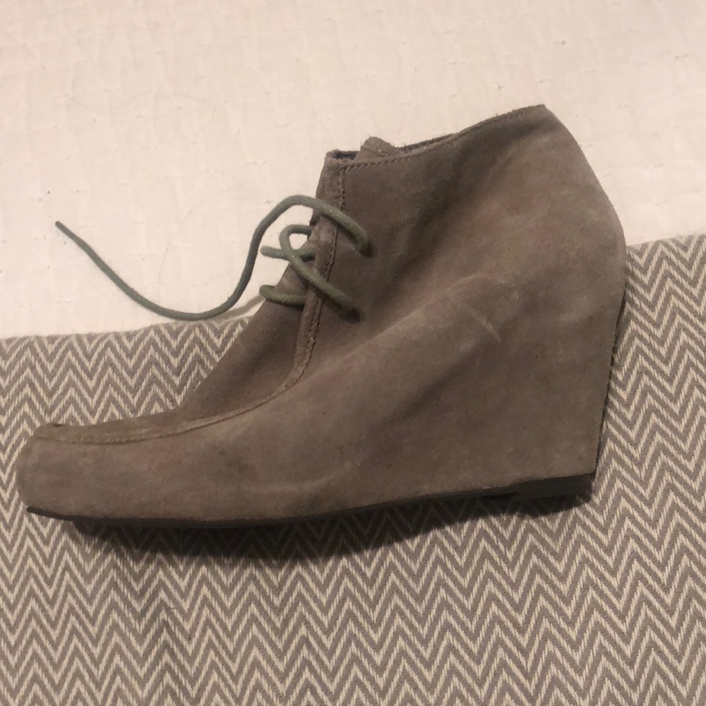 Like the black booties! Grey color